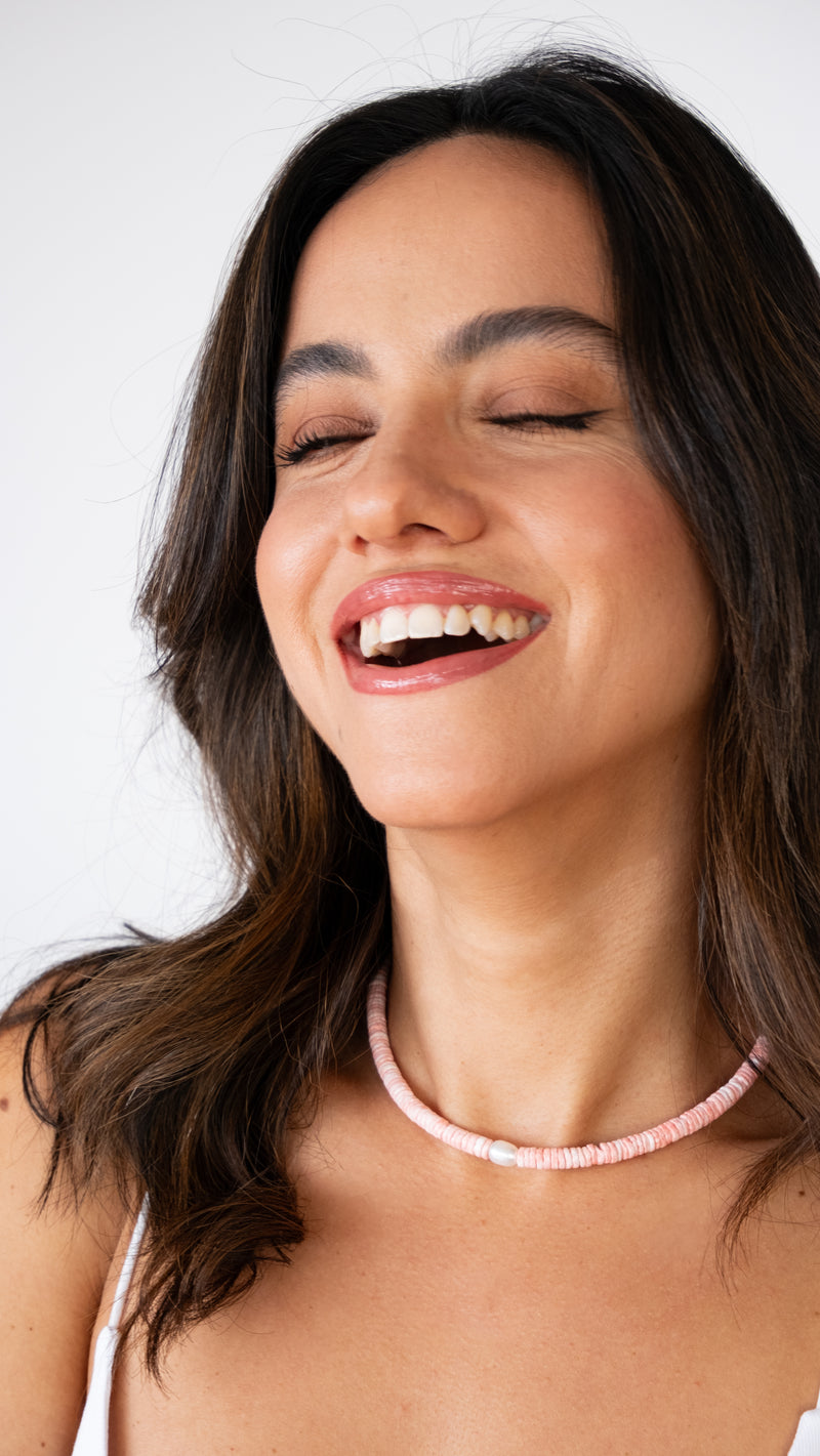 Choker de concha rosado
