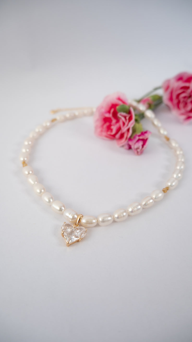 Collar corazón dorado