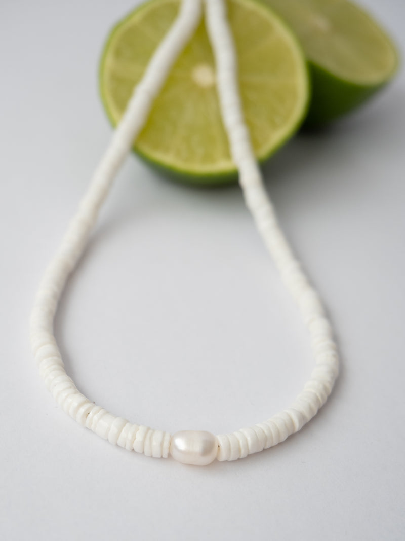 Choker de concha blanco