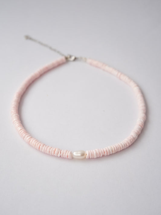 Choker de concha bubble gum