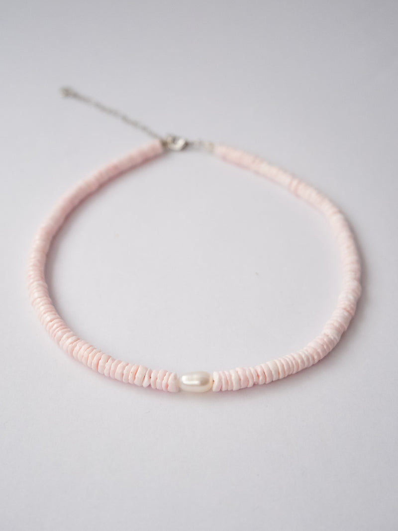 Choker de concha bubble gum