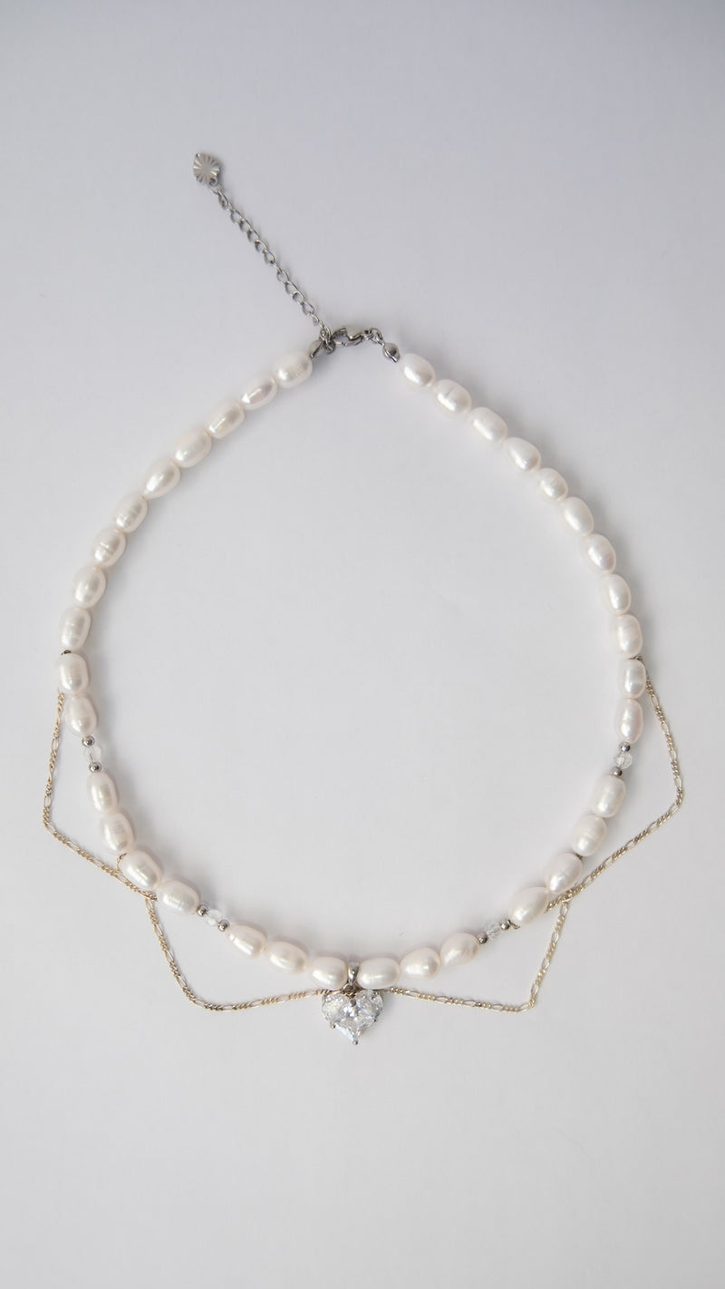 Collar corazón plateado