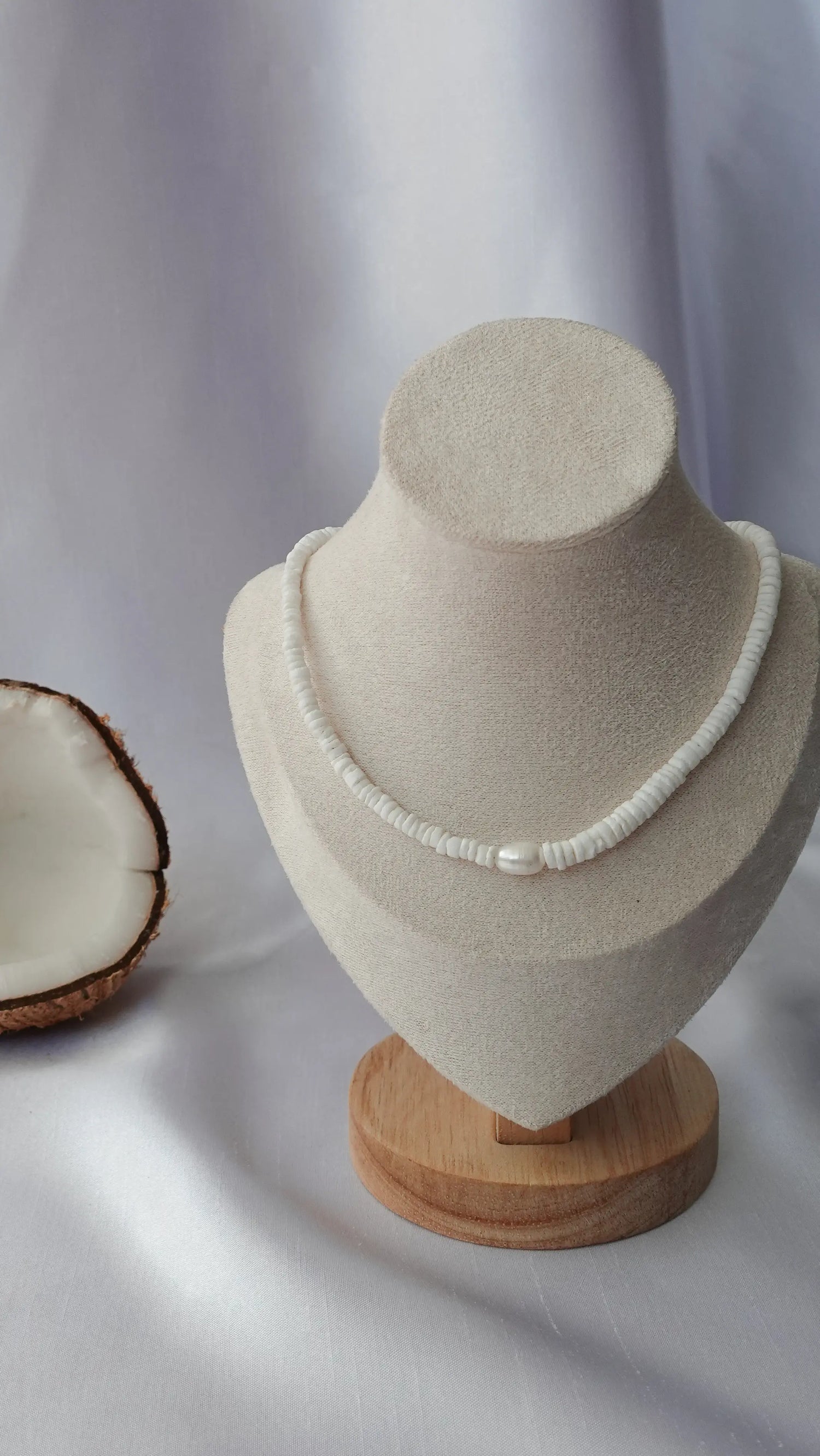 Choker de concha blanco